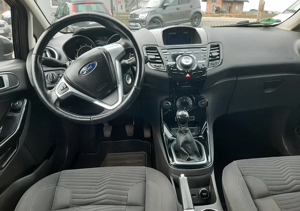 Ford Fiesta cena 24900 przebieg: 129000, rok produkcji 2013 z Ińsko małe 352